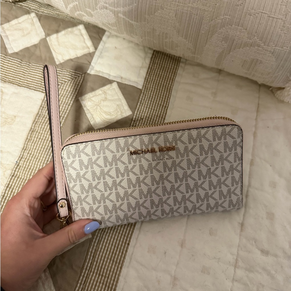Michael Kors Cream Pink MK Logo Wristlet Zip-Around